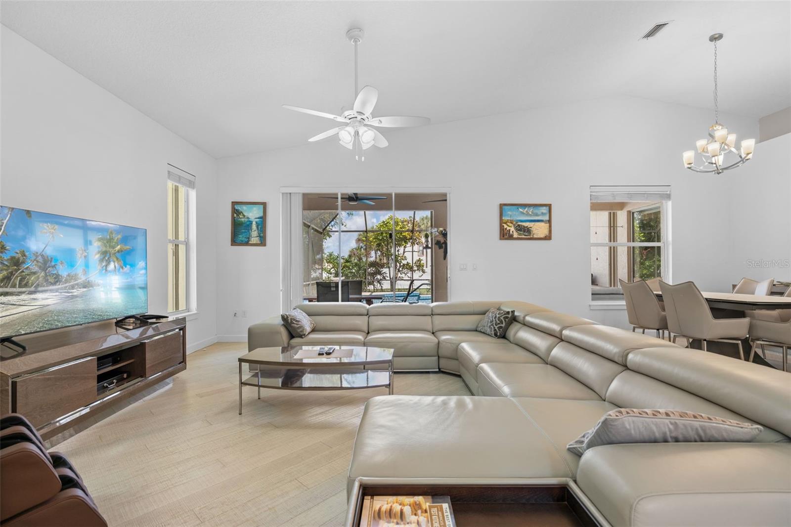 Image 23 of 43 For 4334 Marcott Circle