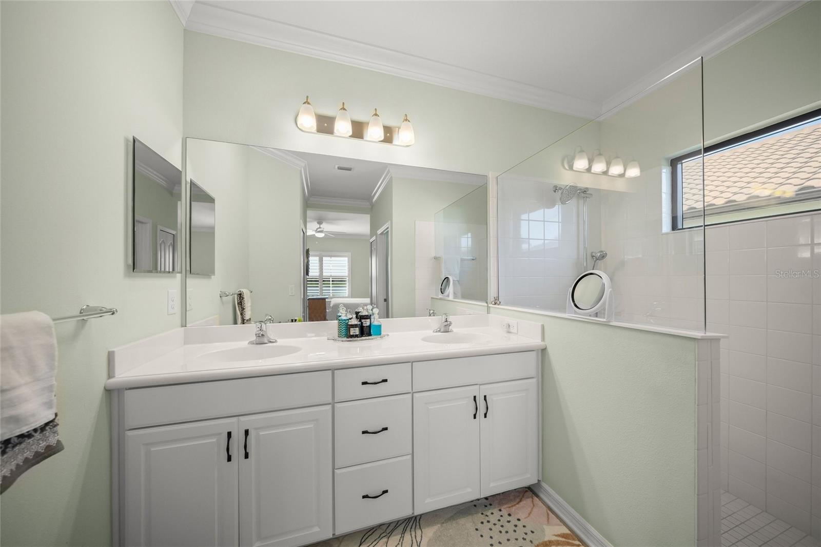 Image 34 of 60 For 215 Cassano Drive