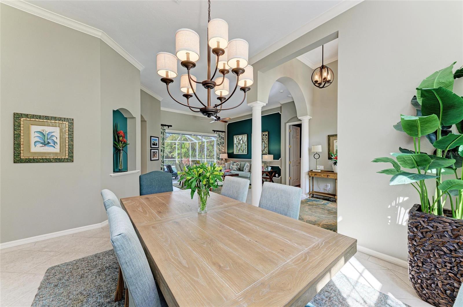 Image 11 of 79 For 8118 Waterview Boulevard