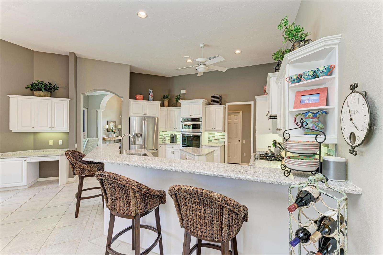 Image 14 of 79 For 8118 Waterview Boulevard