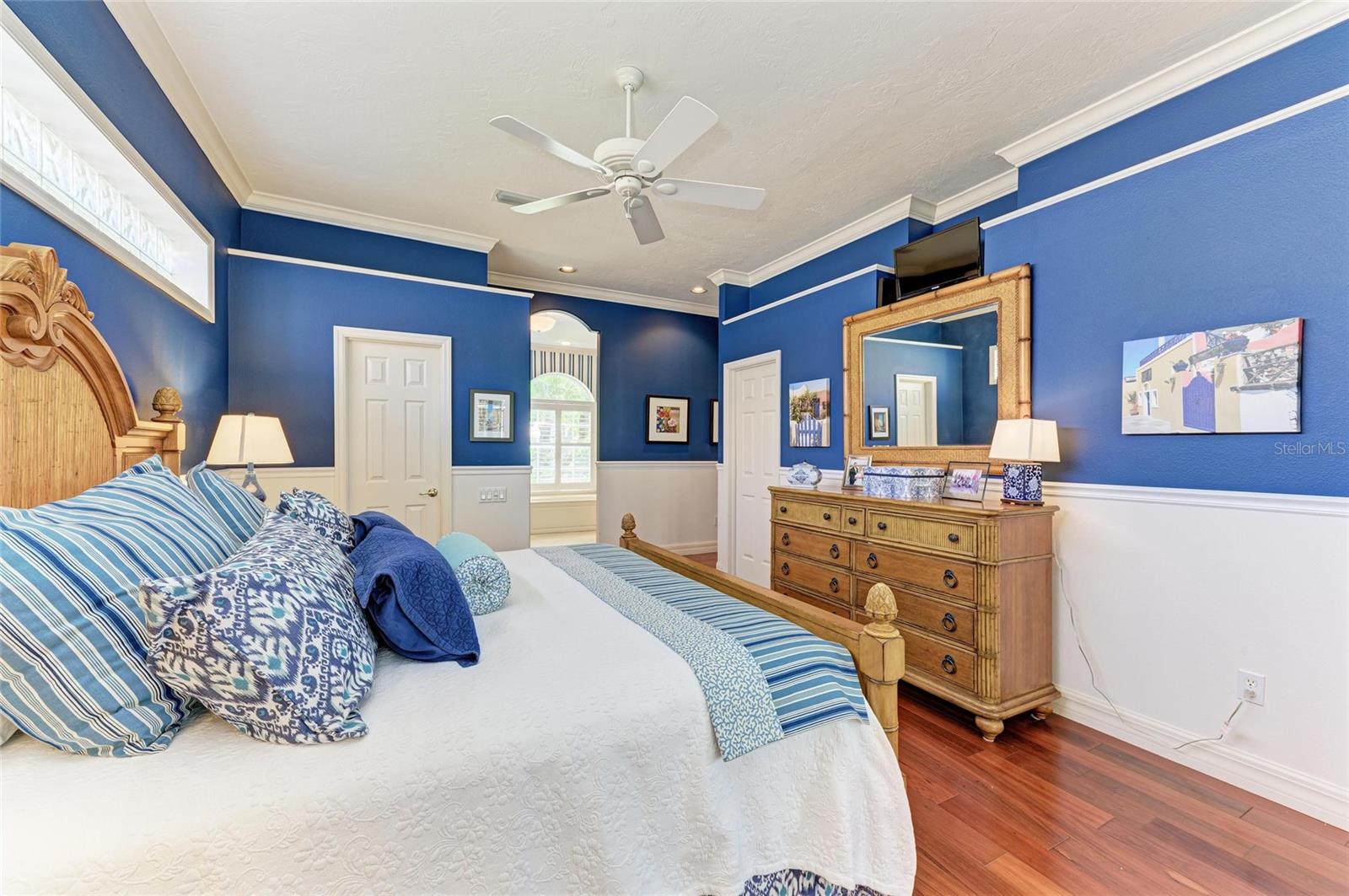 Image 29 of 79 For 8118 Waterview Boulevard