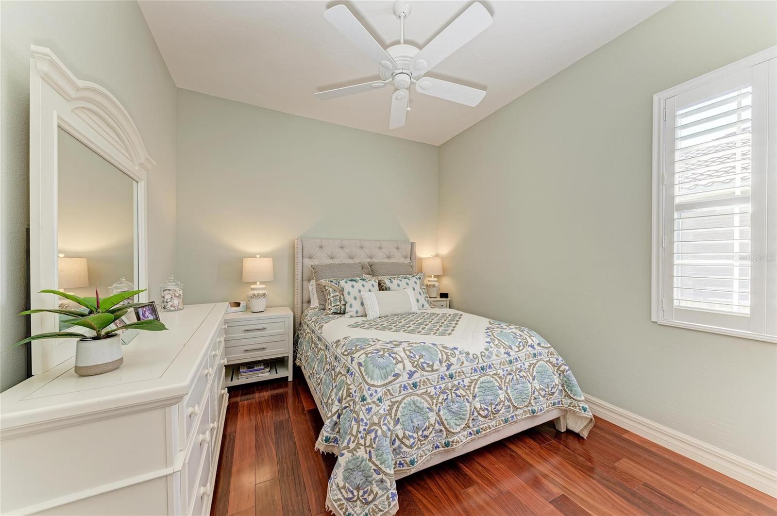 Image 33 of 79 For 8118 Waterview Boulevard