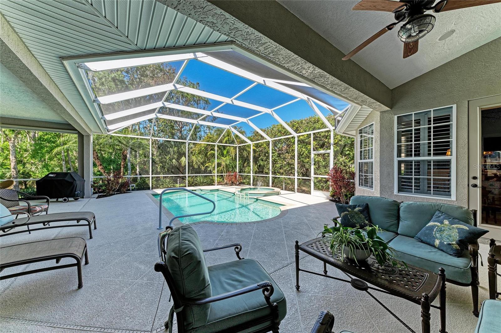 Image 43 of 79 For 8118 Waterview Boulevard