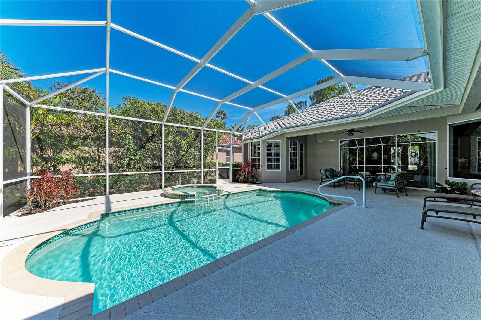 Image 51 of 79 For 8118 Waterview Boulevard