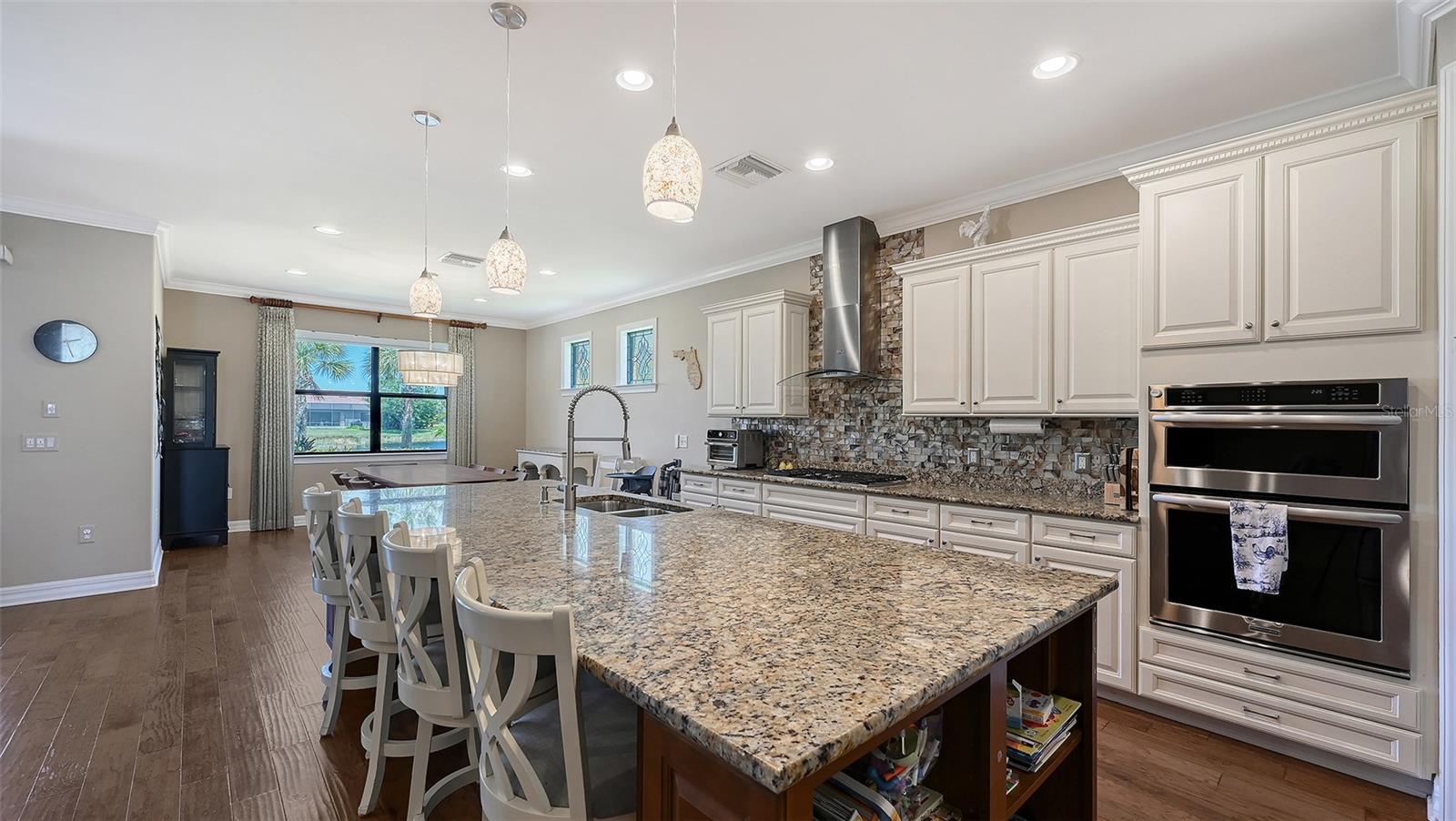 Image 16 of 61 For 11176 Roseate Court