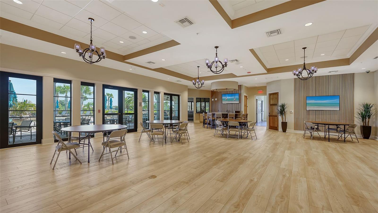 Image 58 of 61 For 11176 Roseate Court