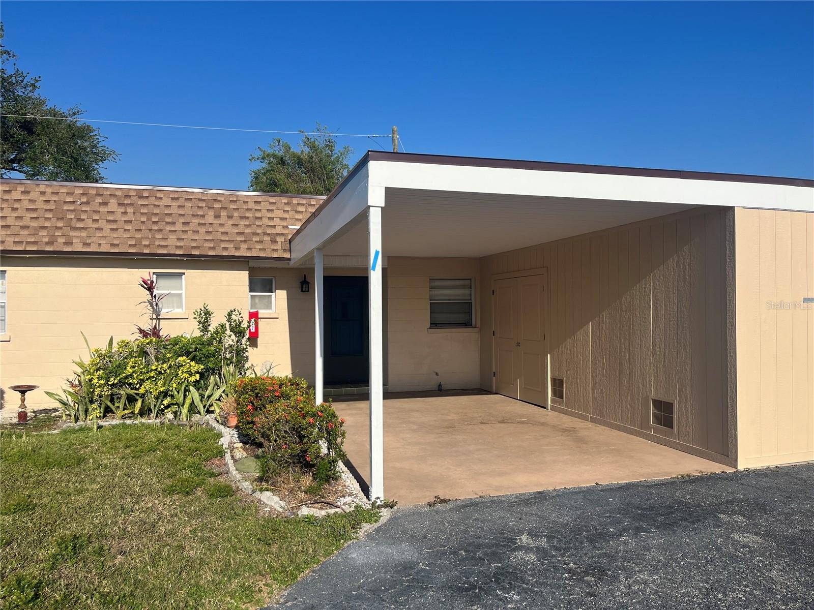 Details for 655 Park Circle, BRADENTON, FL 34207