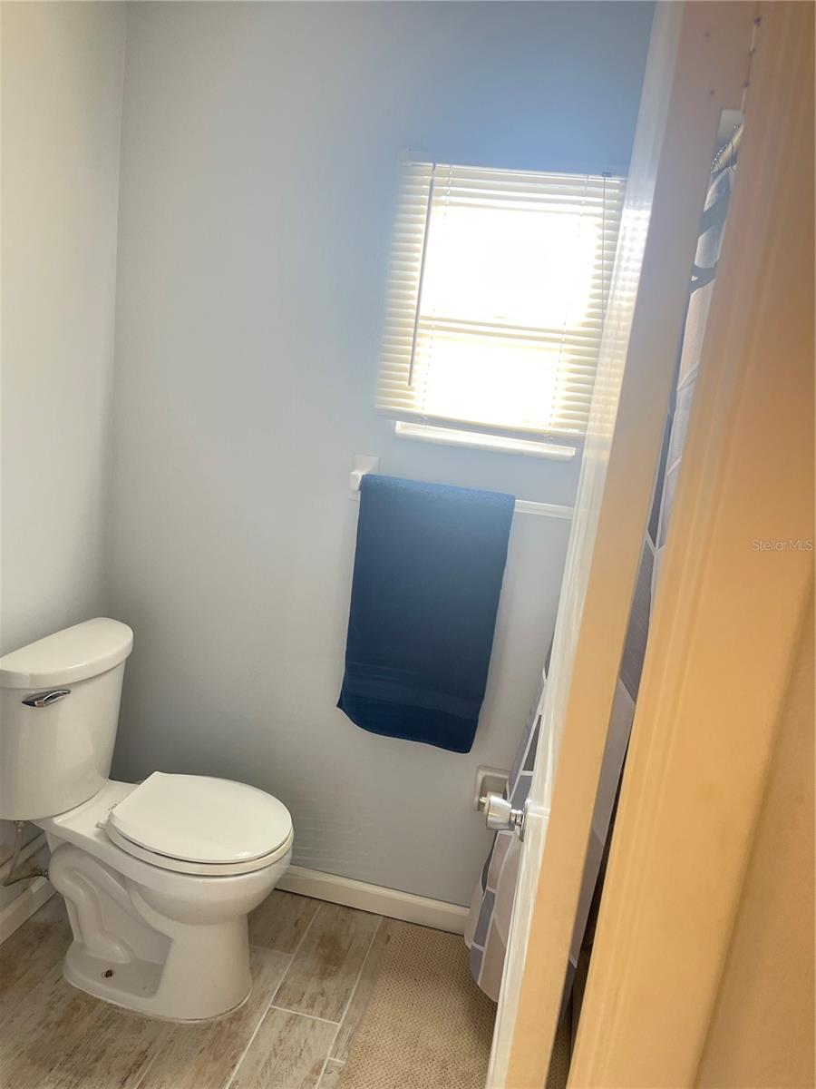 Image 11 of 16 For 655 Park Circle