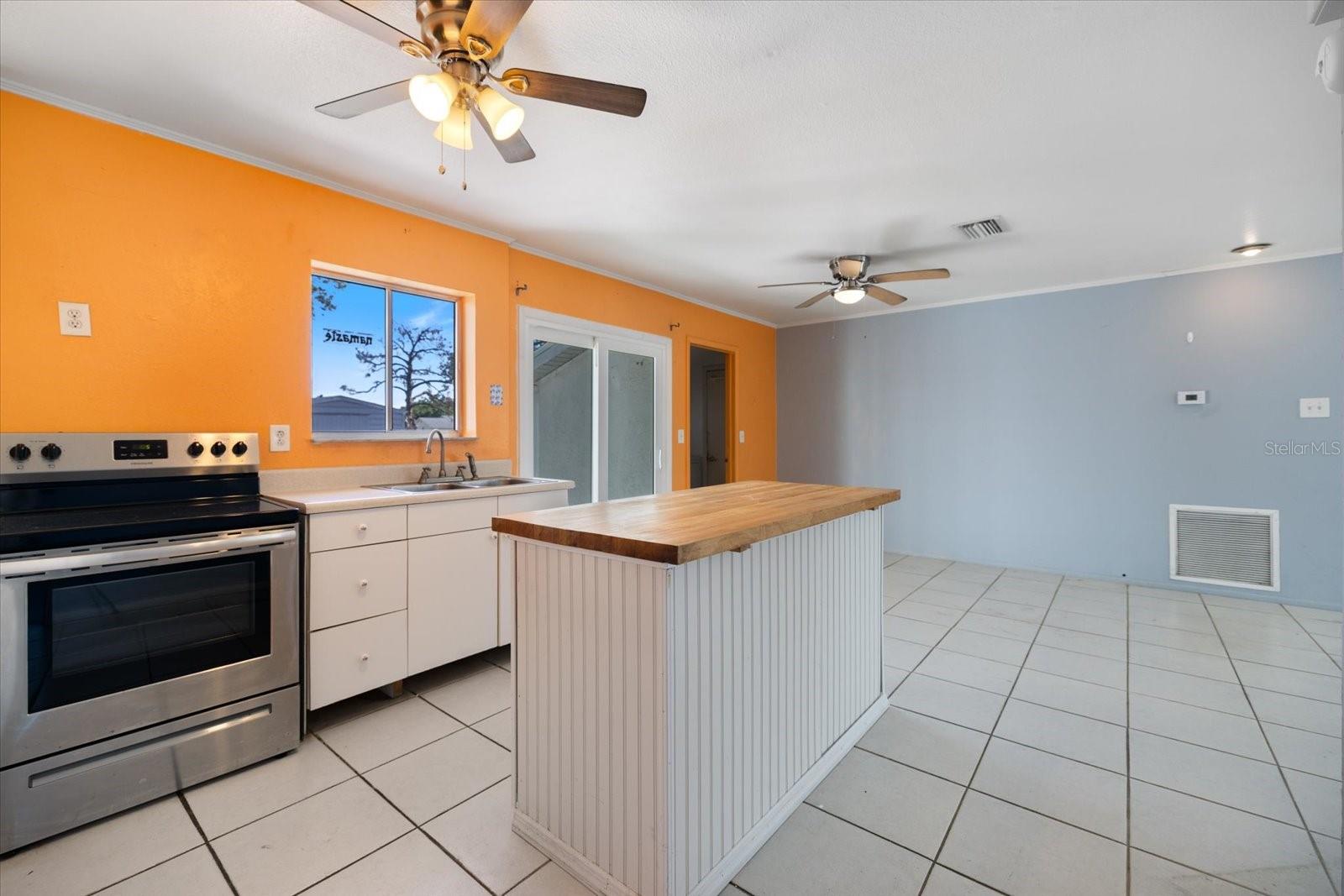 Image 15 of 32 For 5494 Gabo Road