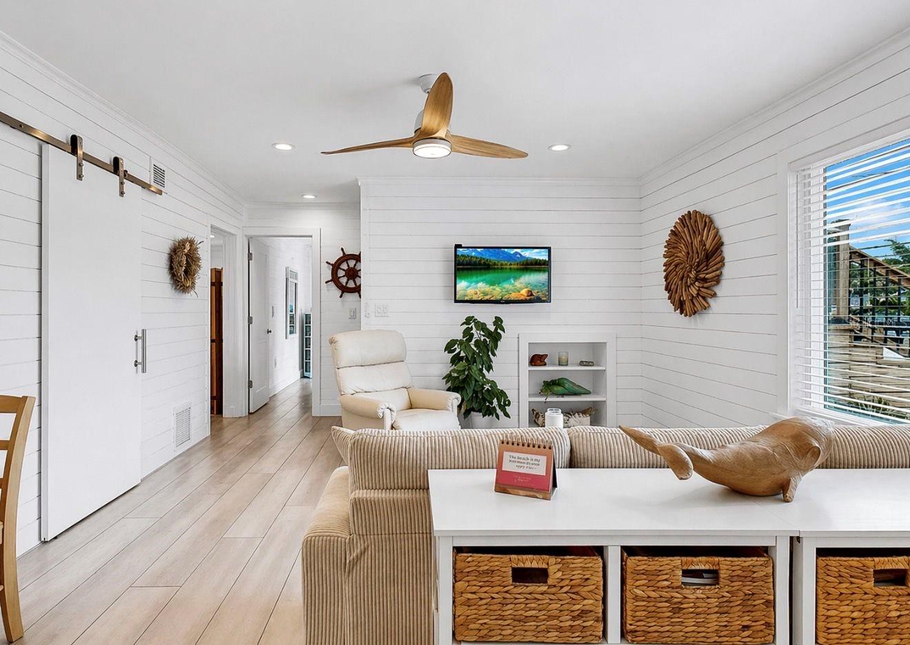 Image 13 of 62 For 8096 Glenbrooke Lane