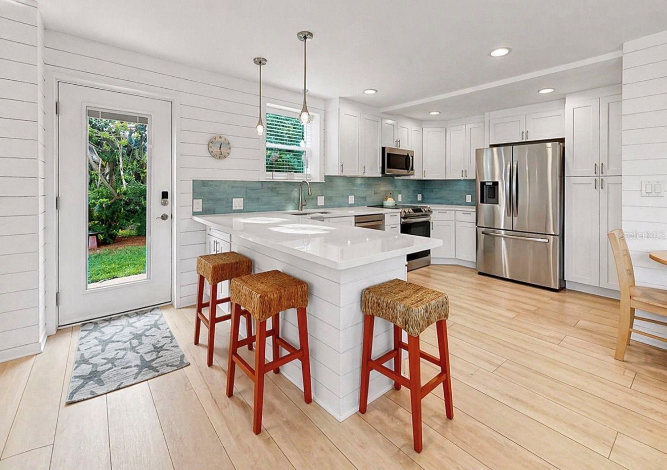 Image 2 of 62 For 8096 Glenbrooke Lane