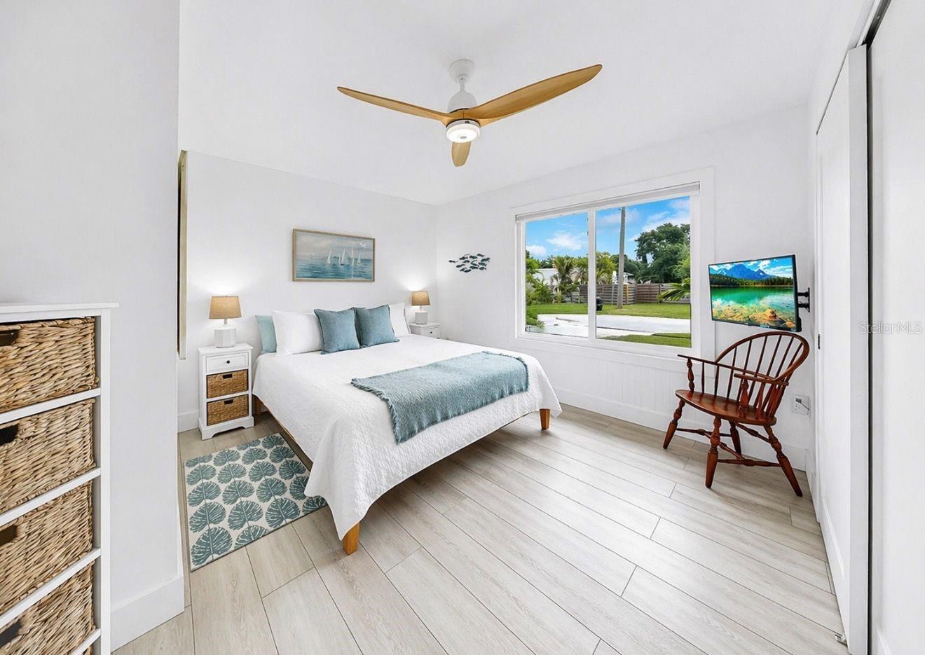 Image 23 of 62 For 8096 Glenbrooke Lane