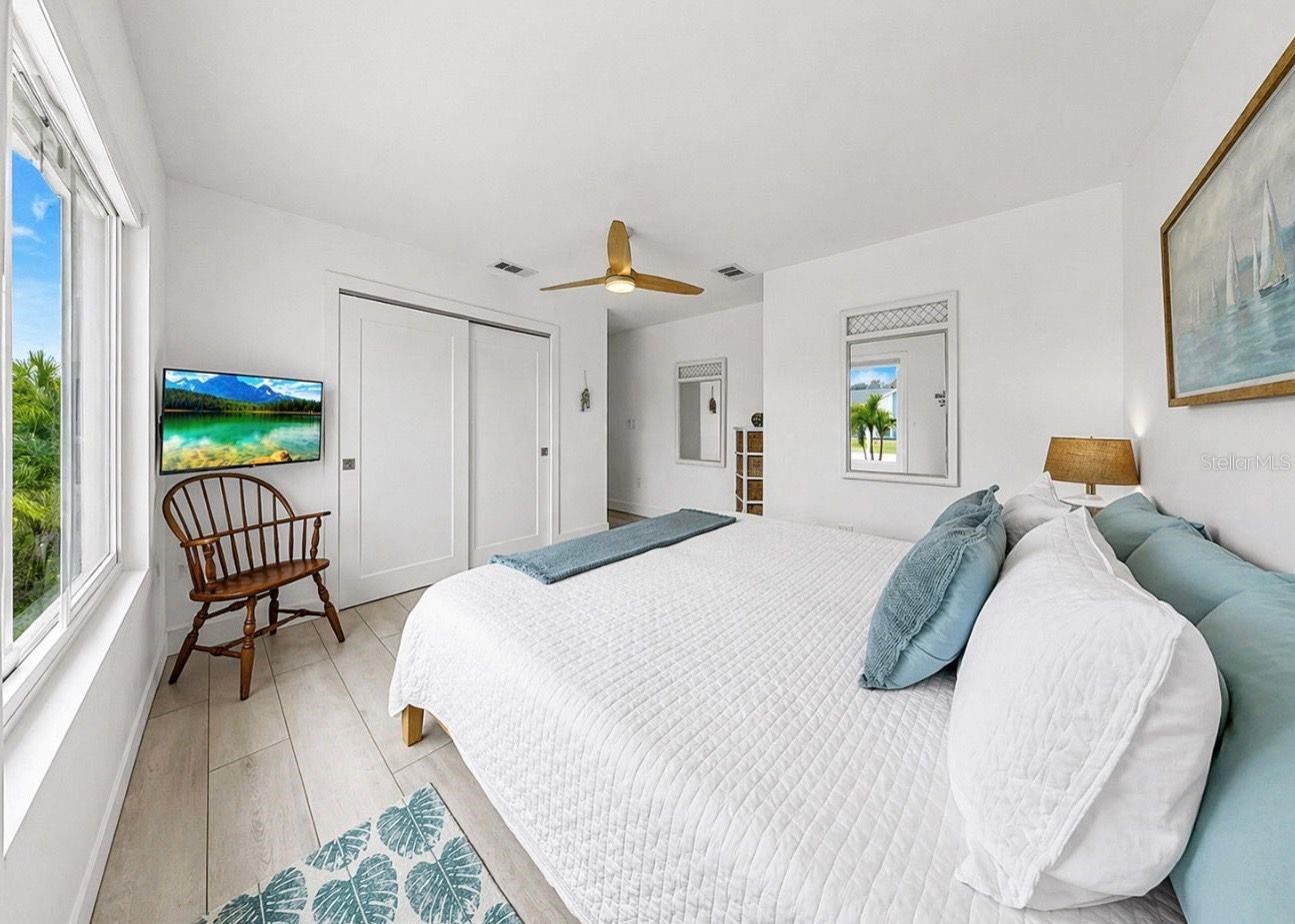 Image 24 of 62 For 8096 Glenbrooke Lane