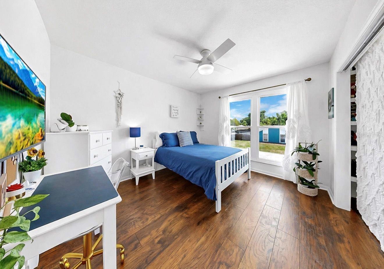 Image 43 of 62 For 8096 Glenbrooke Lane