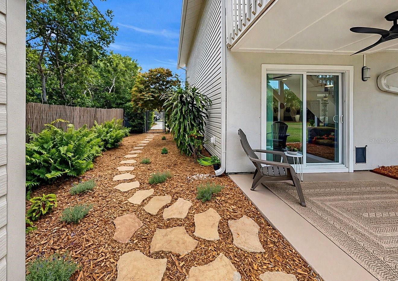 Image 53 of 62 For 8096 Glenbrooke Lane