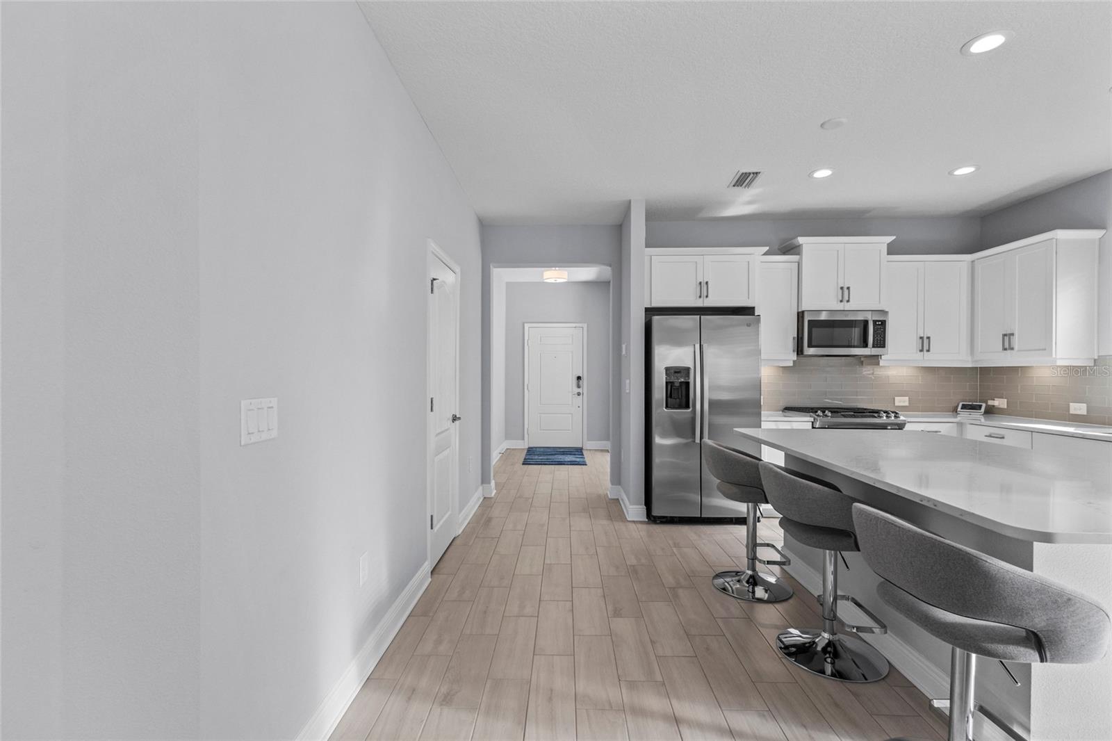 Image 12 of 86 For 205 Palidoro Circle