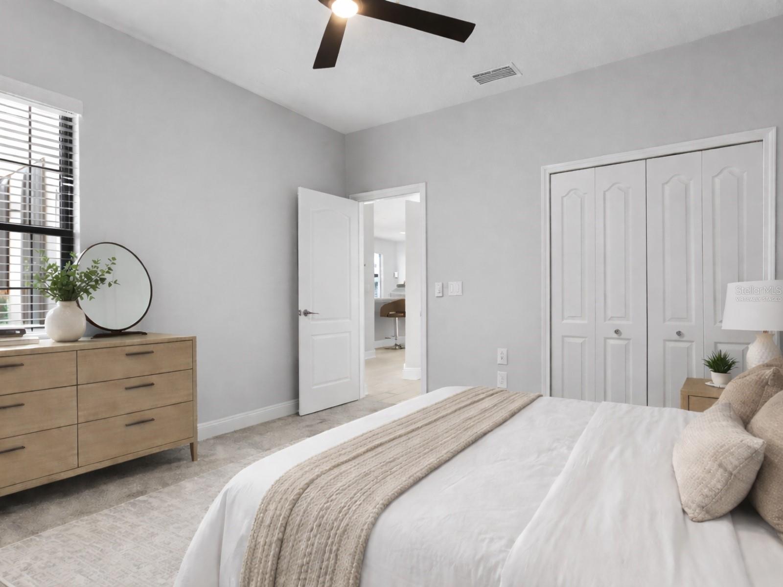 Image 26 of 86 For 205 Palidoro Circle