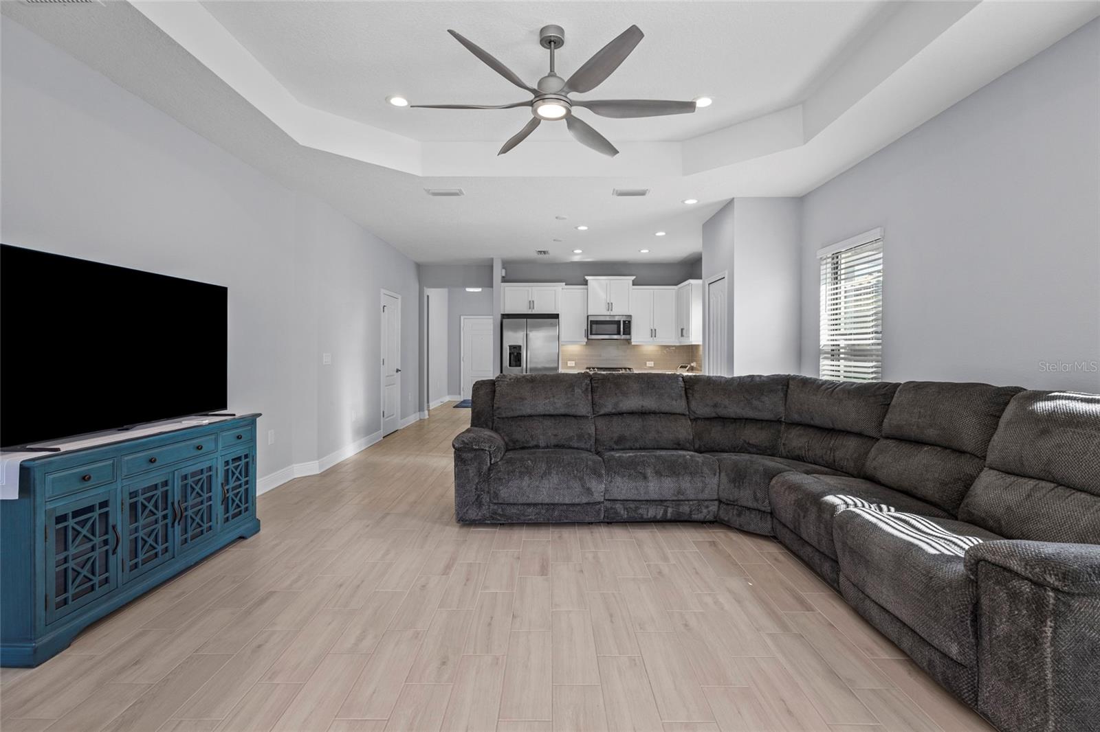 Image 5 of 86 For 205 Palidoro Circle