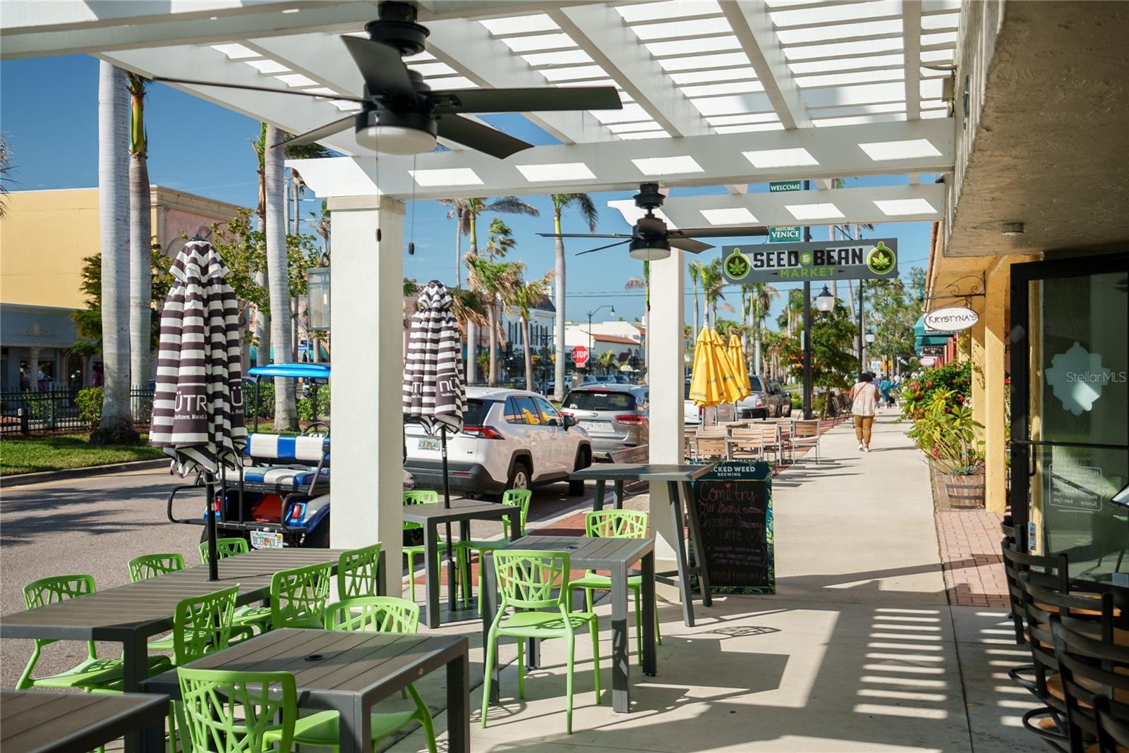 Image 73 of 86 For 205 Palidoro Circle