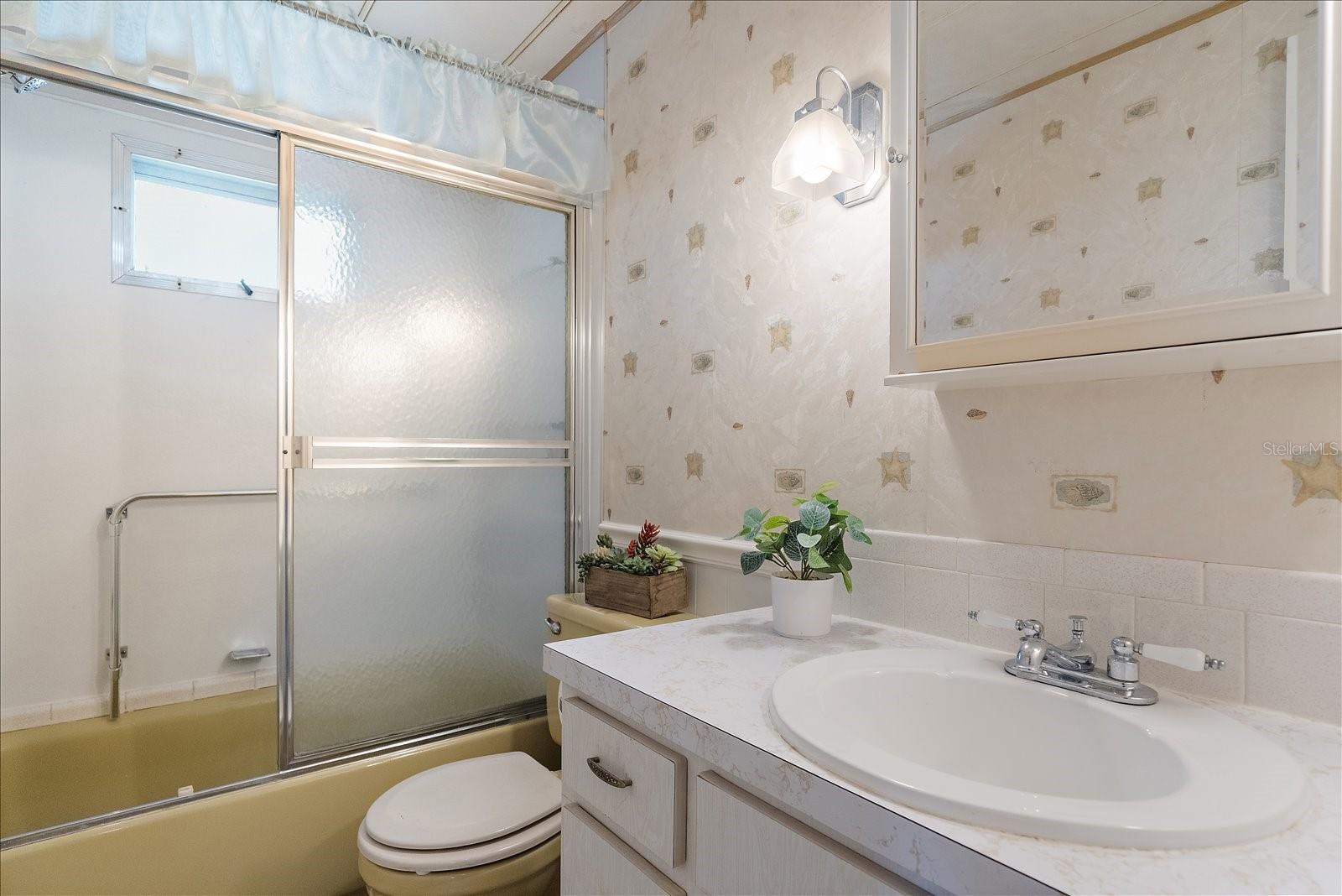 Image 12 of 22 For 89 Del Rio Drive