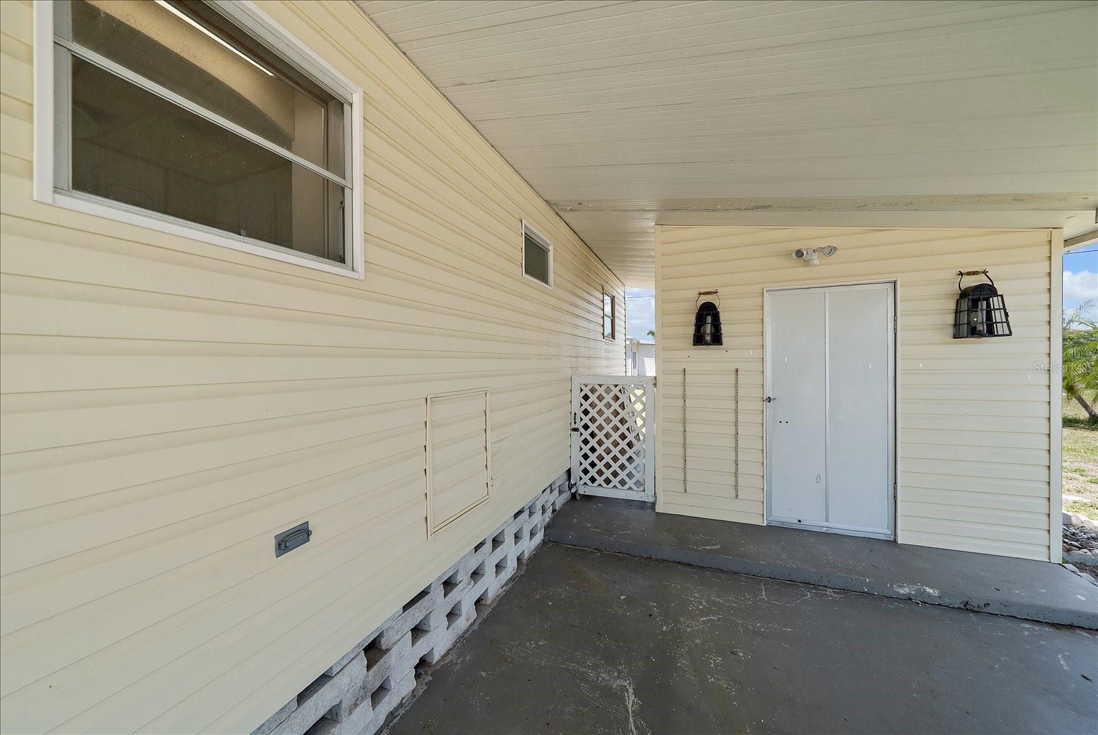 Image 19 of 22 For 89 Del Rio Drive