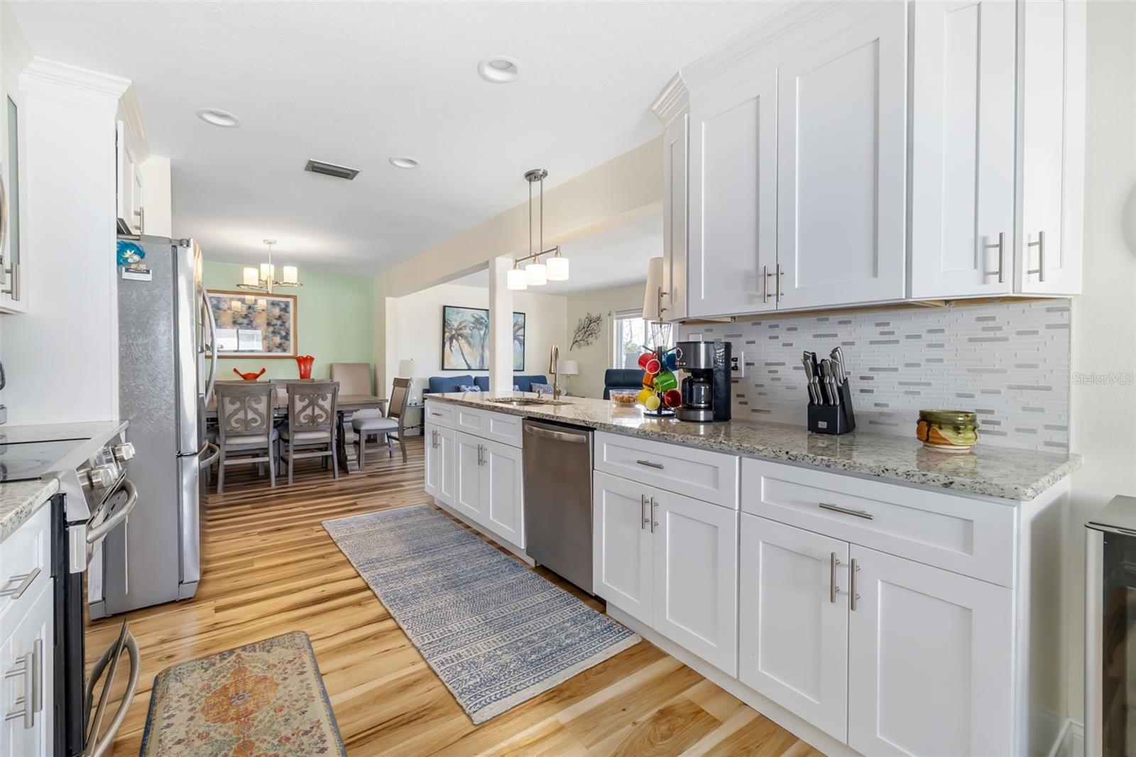 Image 32 of 76 For 3910 Joyce Drive