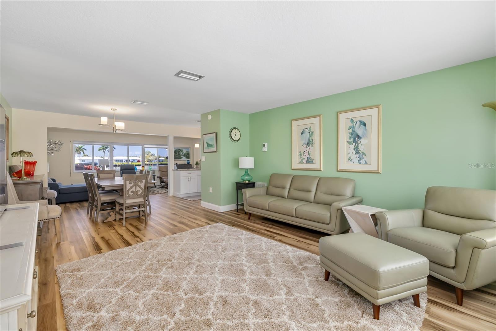 Image 4 of 76 For 3910 Joyce Drive