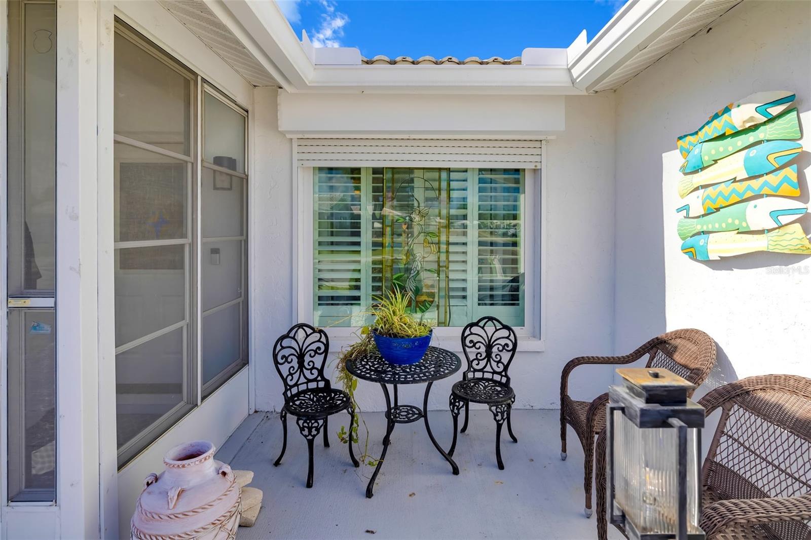 Image 40 of 76 For 3910 Joyce Drive