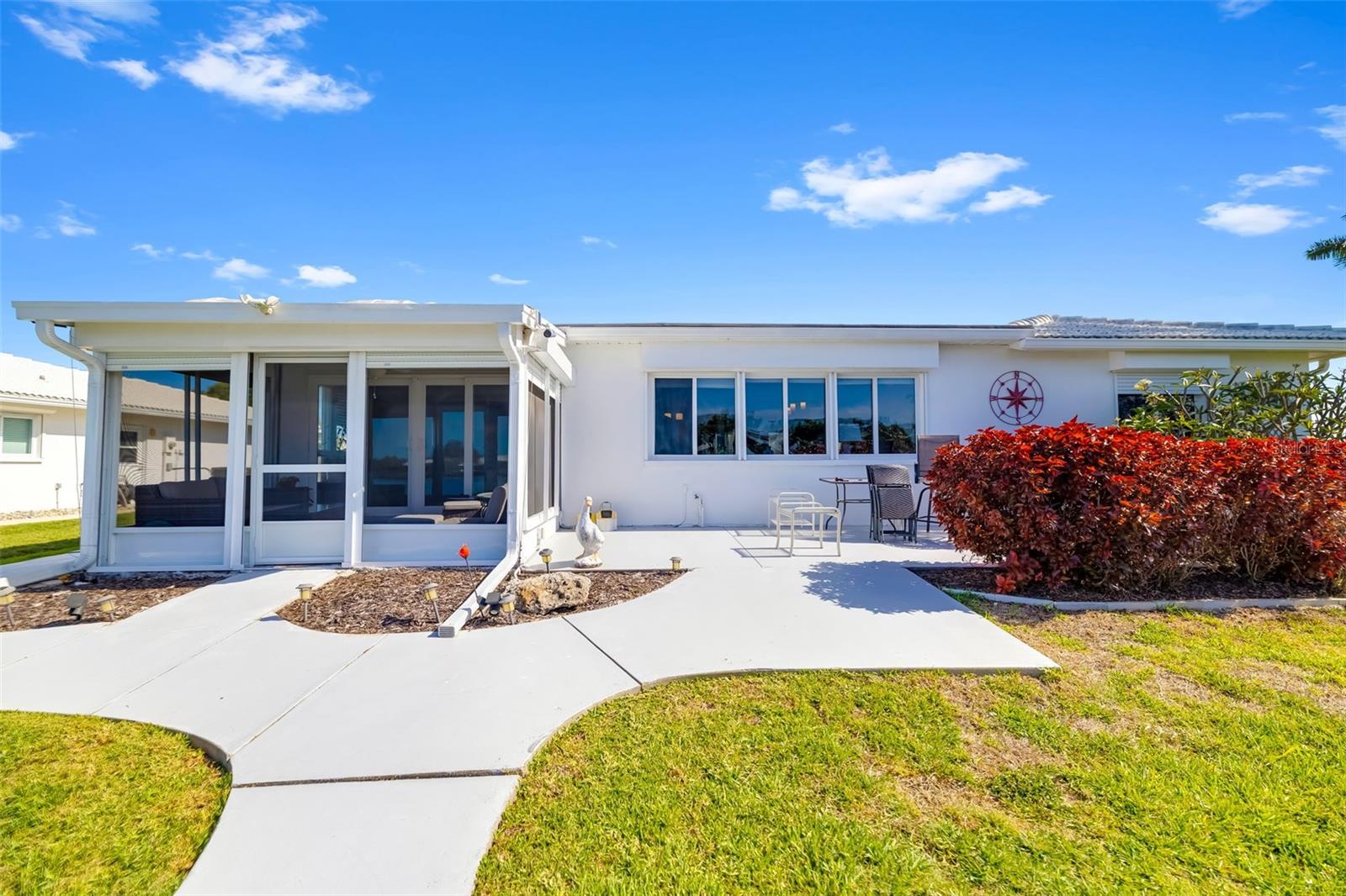 Image 43 of 76 For 3910 Joyce Drive