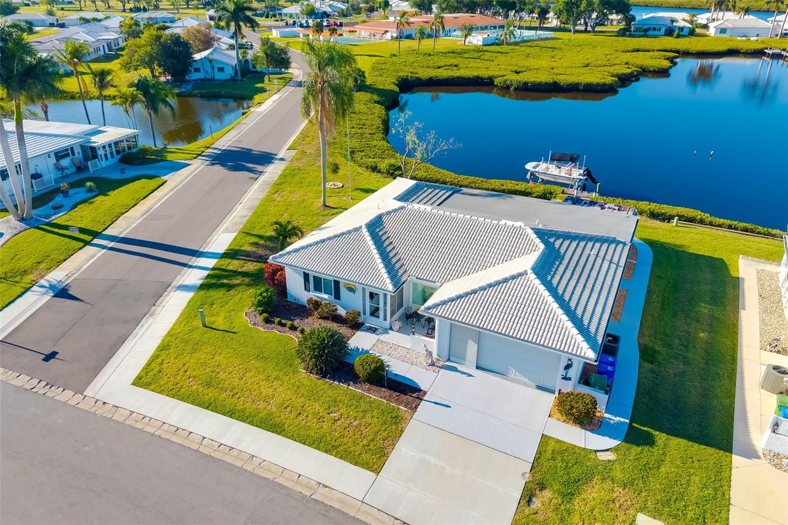 Image 52 of 76 For 3910 Joyce Drive