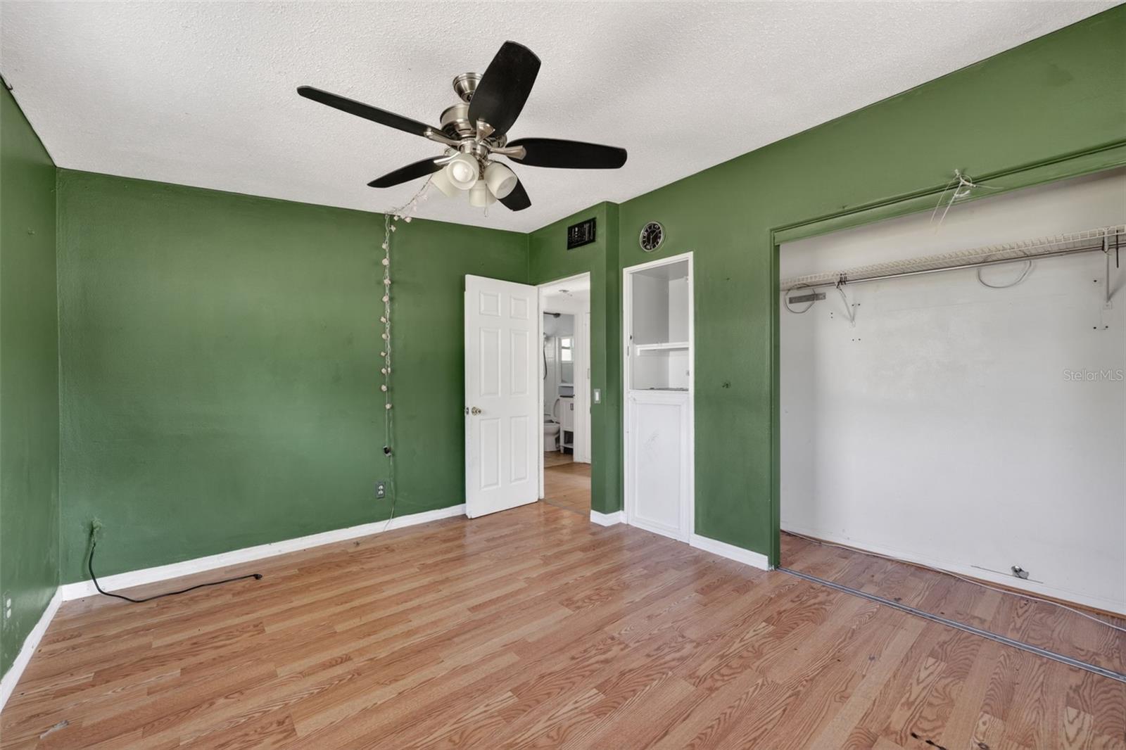 Image 12 of 29 For 5828 22nd Street W