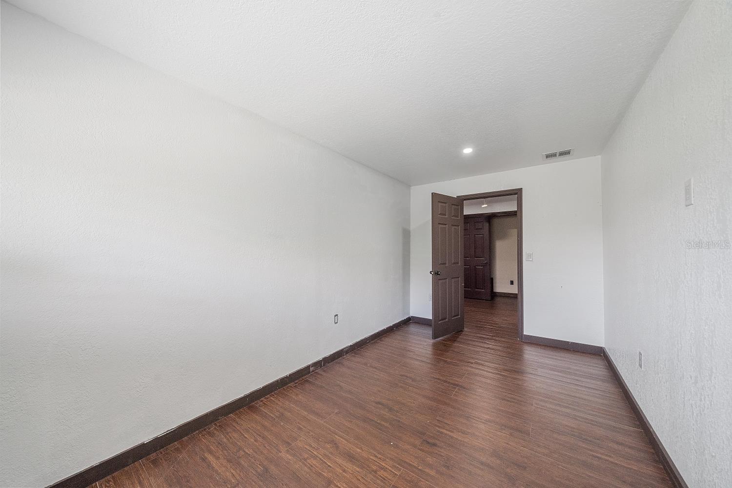 Image 22 of 38 For 7706 257th Street E