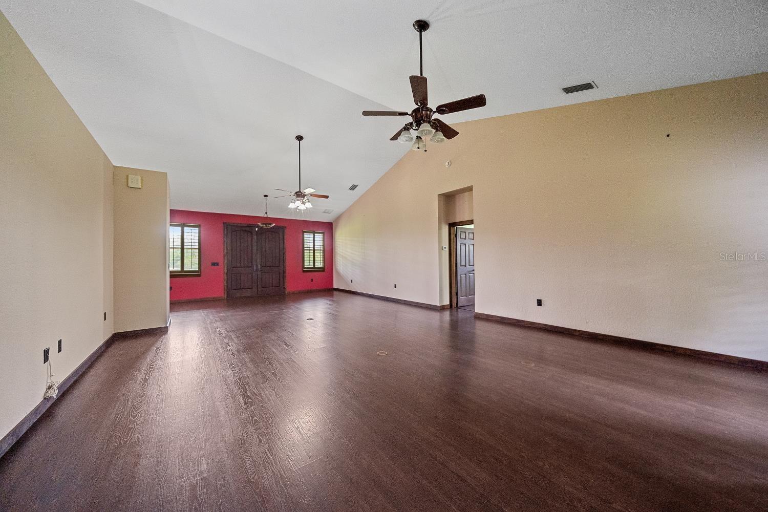 Image 4 of 38 For 7706 257th Street E