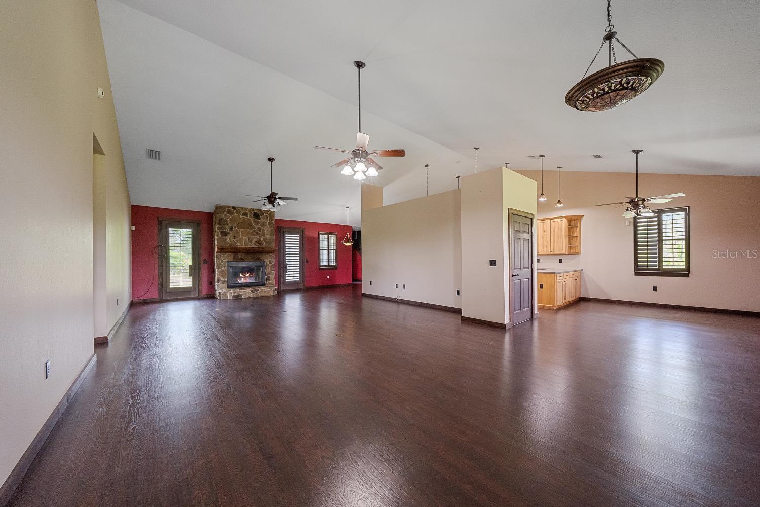 Image 6 of 38 For 7706 257th Street E