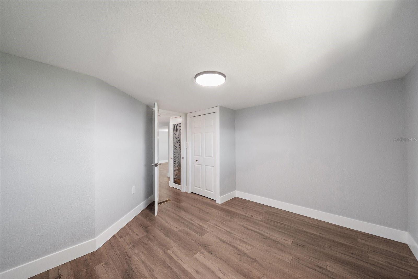 Image 17 of 23 For 30 Flores Drive