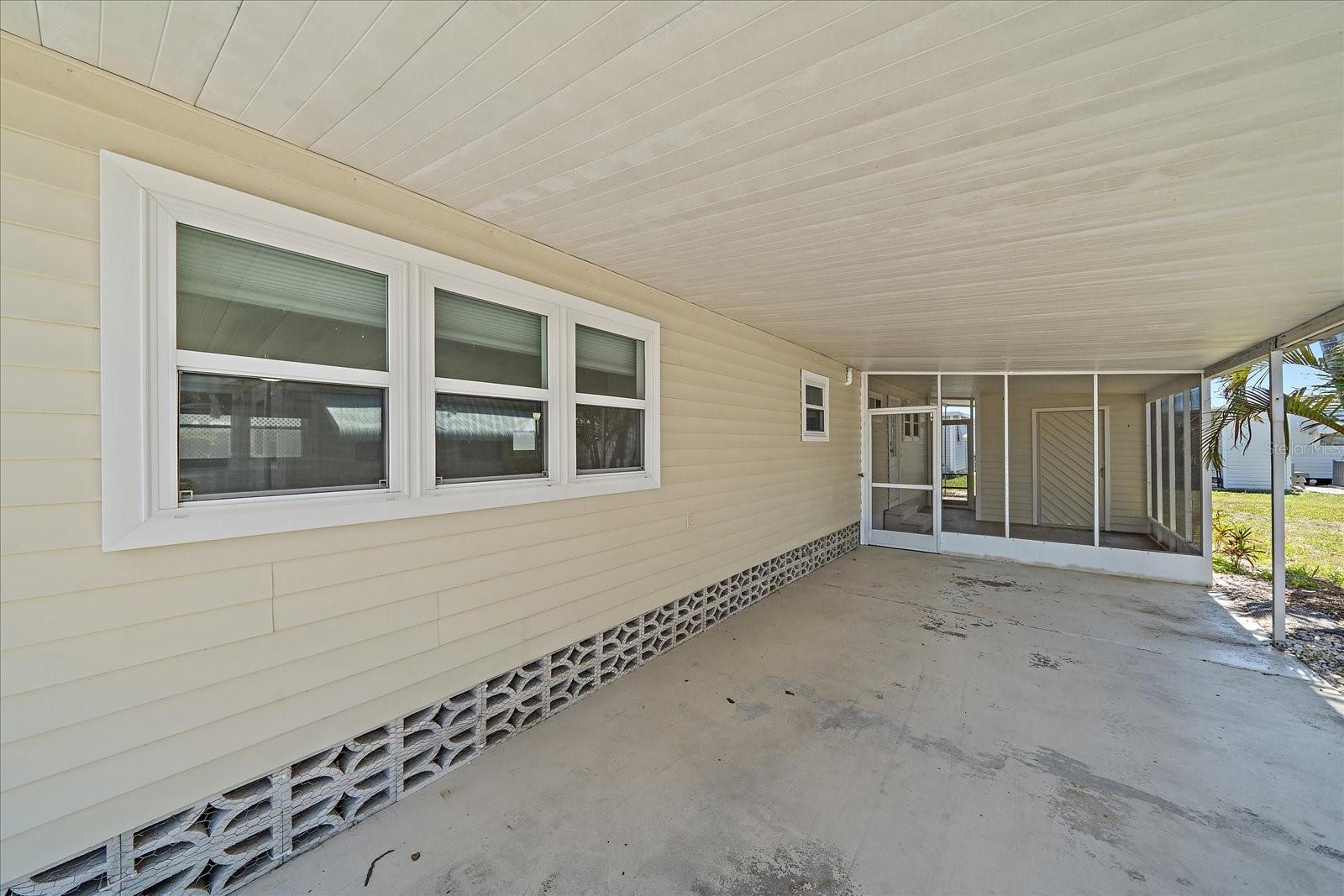 Image 21 of 23 For 30 Flores Drive