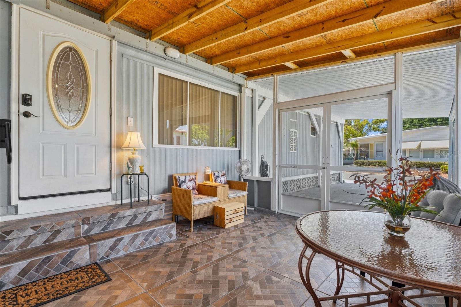 Image 2 of 34 For 970 Jolanda Circle