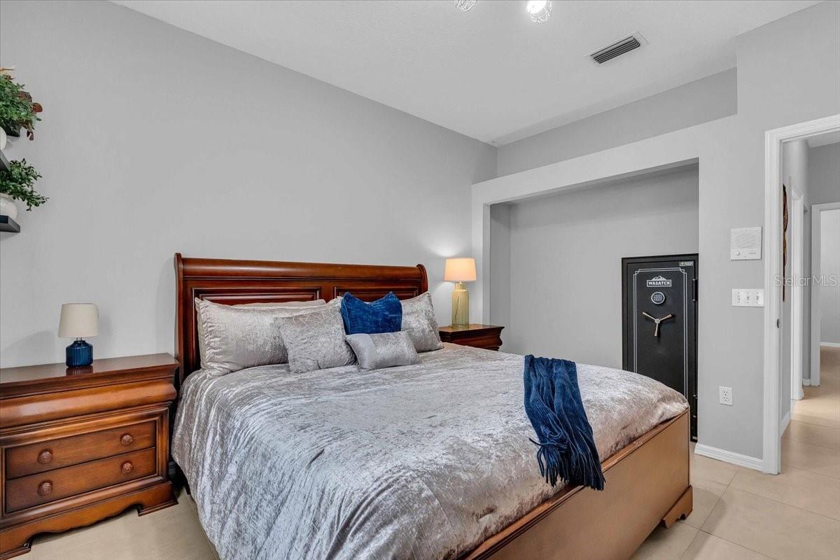 Image 26 of 52 For 11835 Hollyhock Drive