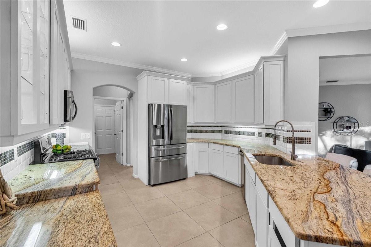 Image 44 of 52 For 11835 Hollyhock Drive