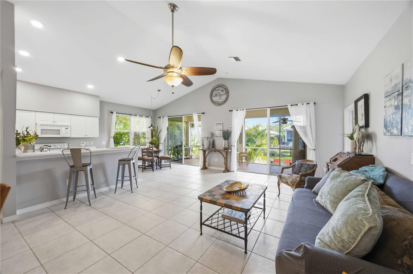 Image 3 of 62 For 405 Tortuga Drive