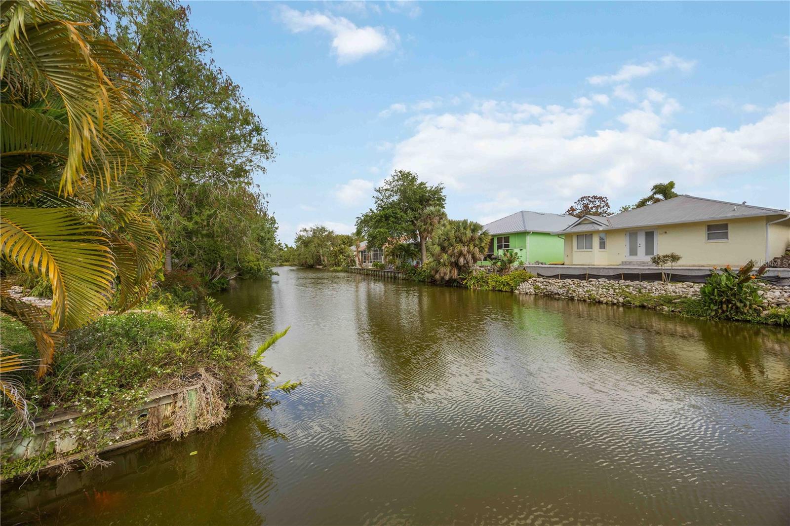 Image 38 of 62 For 405 Tortuga Drive