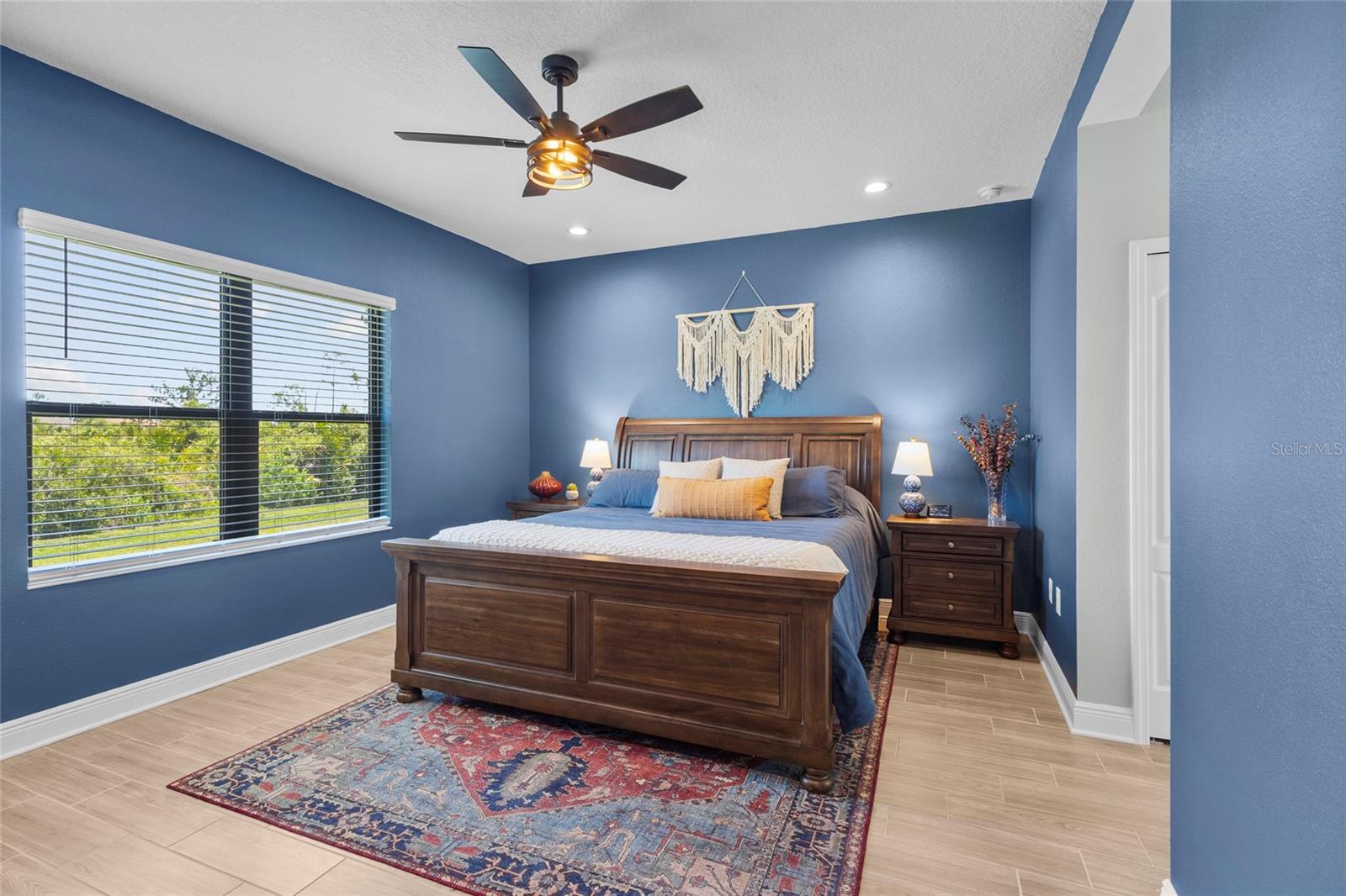 Image 17 of 88 For 265 Potenza Loop