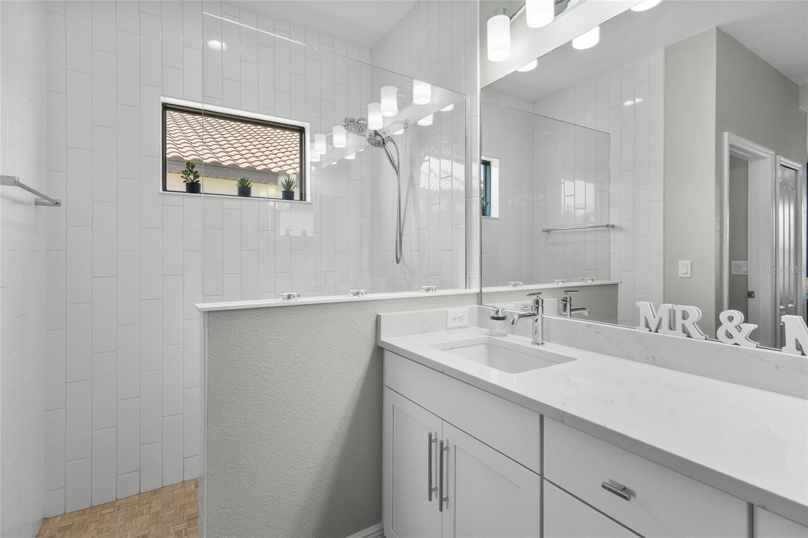 Image 23 of 88 For 265 Potenza Loop