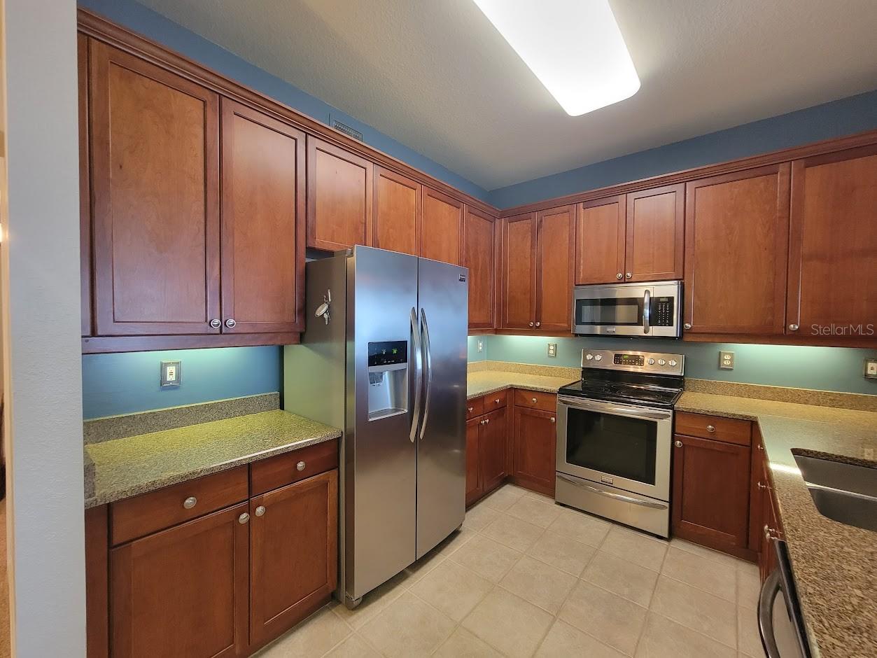 Image 4 of 53 For 5114 Melbourne Street A105