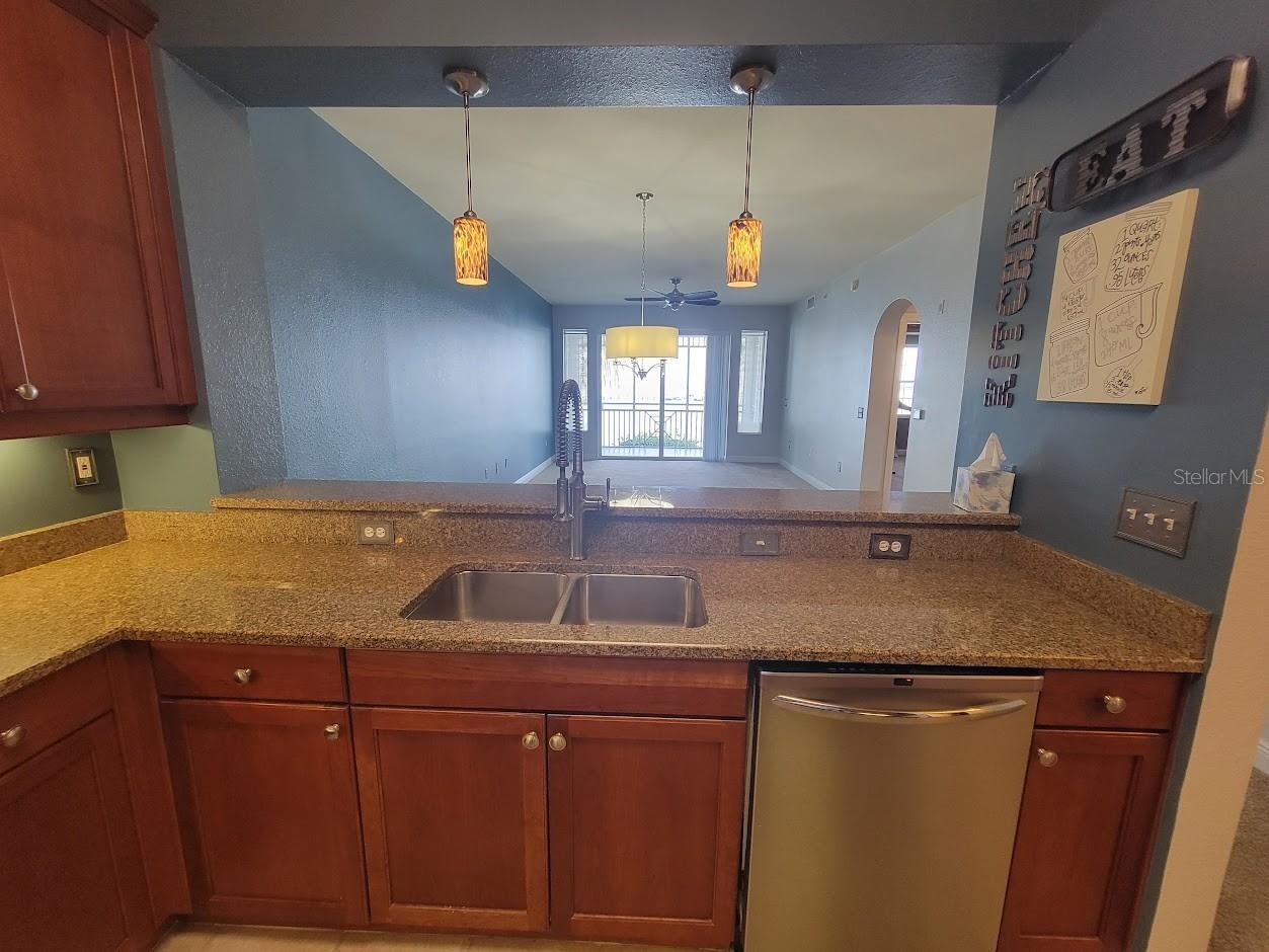 Image 7 of 53 For 5114 Melbourne Street A105