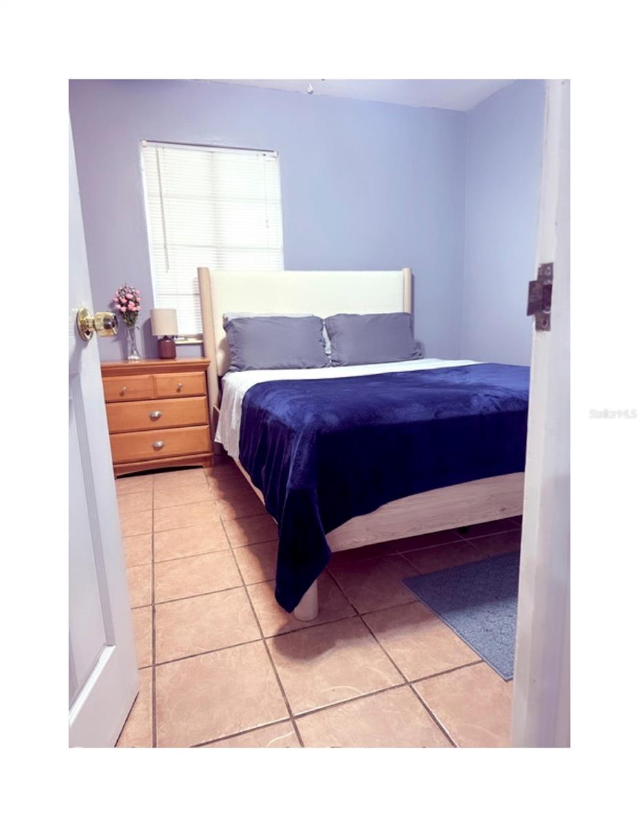 Image 7 of 10 For 805 69th Ave W