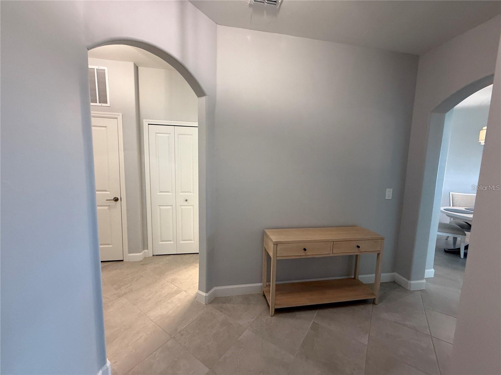 Image 4 of 47 For 5514 Tidal Breeze Cove