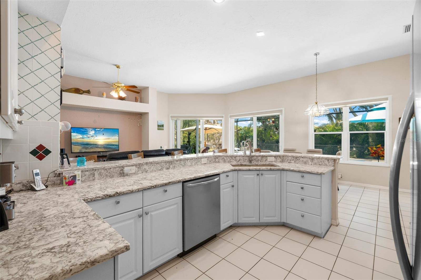 Image 10 of 40 For 9211 12th Avenue Nw