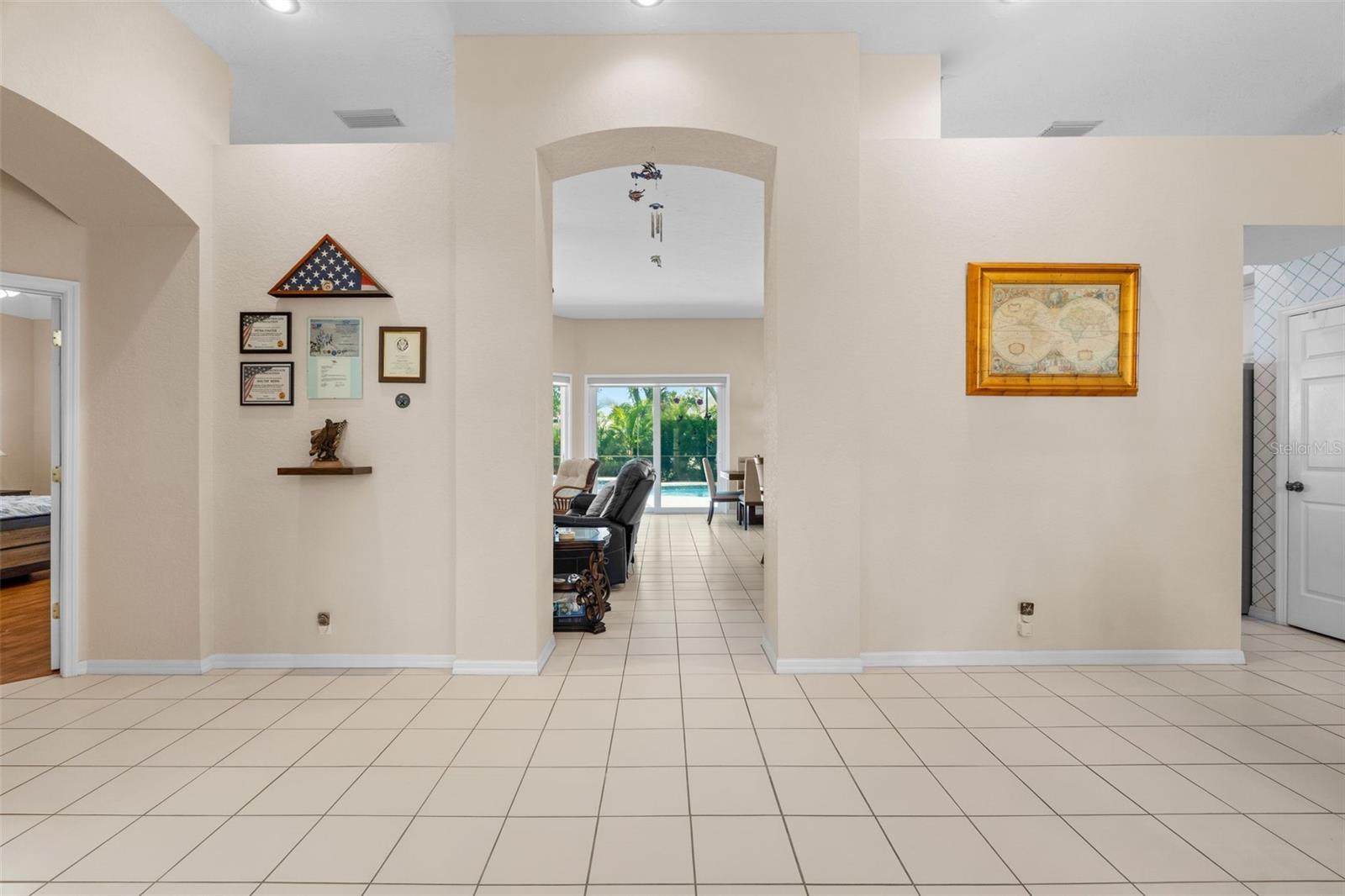 Image 20 of 40 For 9211 12th Avenue Nw