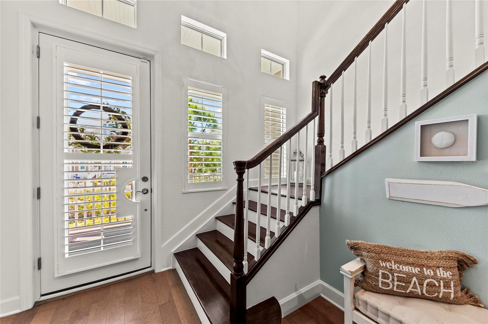 Image 11 of 100 For 271 Saint Lucia Drive 202